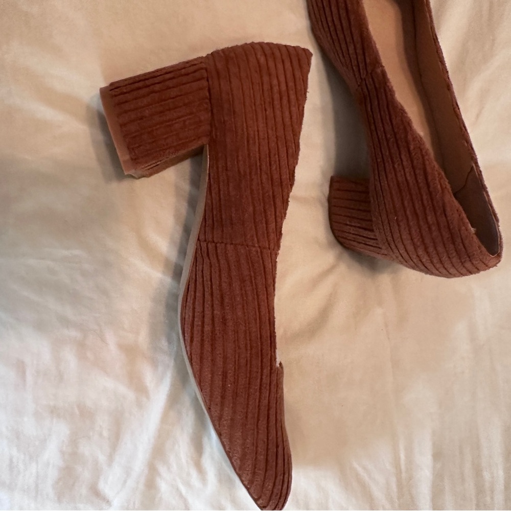 New Elegant  Miista Brown Block Heel Shoes- - Picture 3 of 6